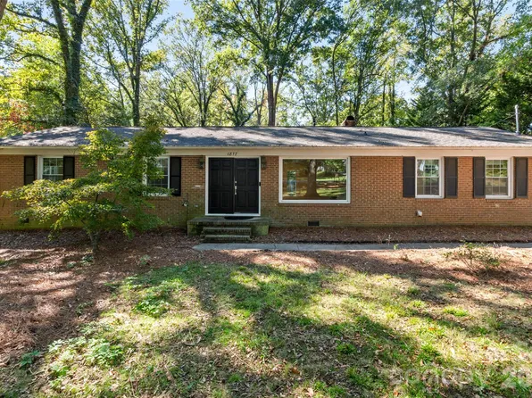 1817 Balfour Ln, Charlotte, NC 28216