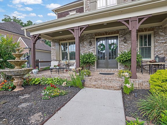 3rd image of 4415 Manor Creek Dr