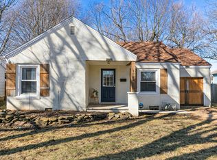 1823 S Roanoke Ave, Springfield, MO 65807