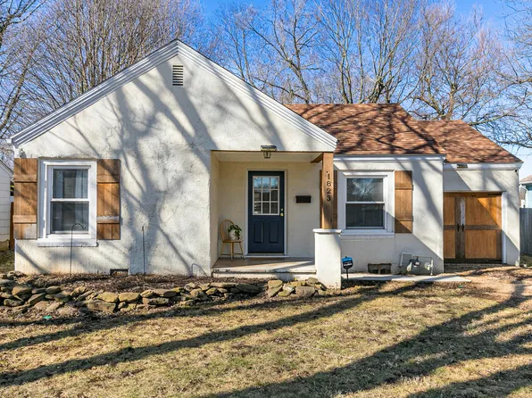1823 S Roanoke Avenue, Springfield, MO 65807
