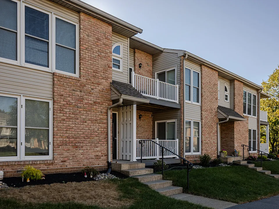 Brookfield Apartments