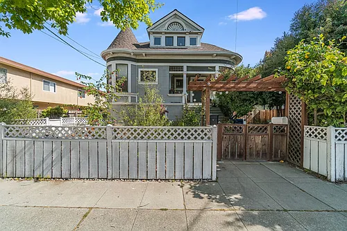 2163 Alameda Ave #B Photo 1 2163 Alameda Ave #B Photo 1