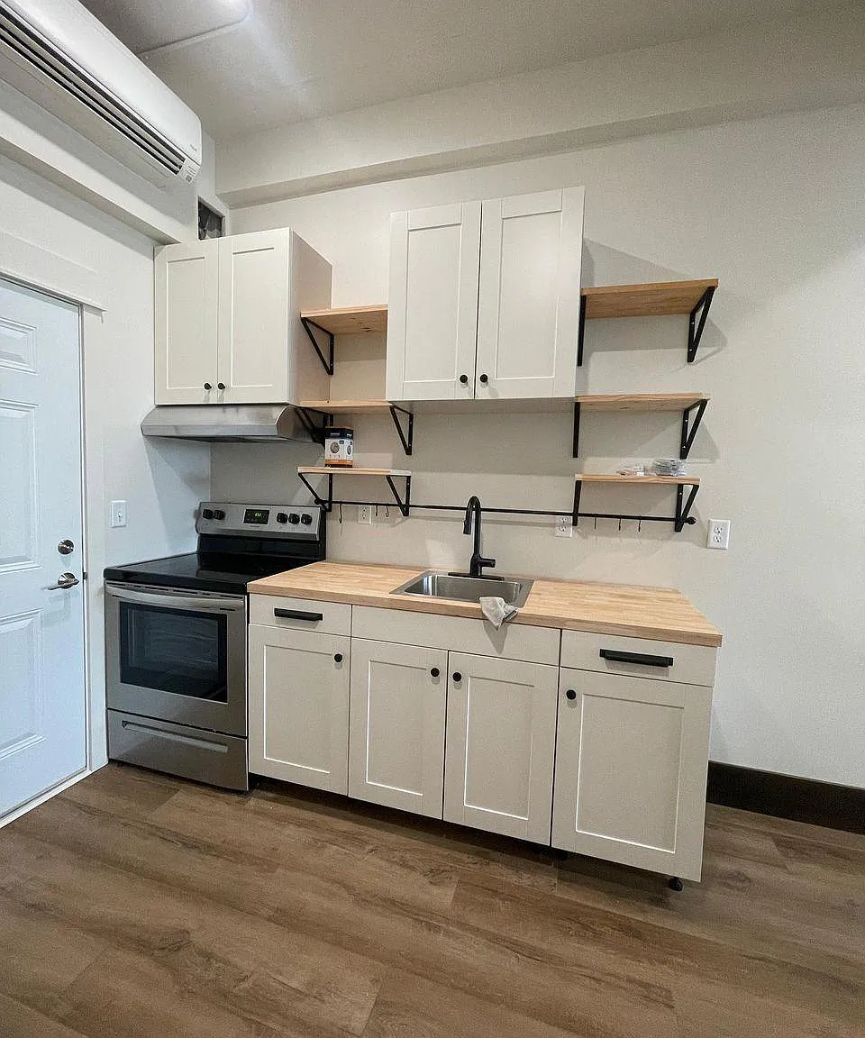 418 Main Ave — Photo 2