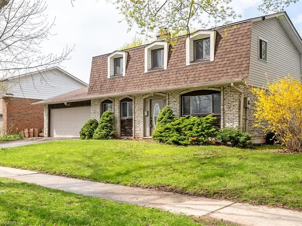2463 Bridge Rd, Oakville, ON L6L 2G9