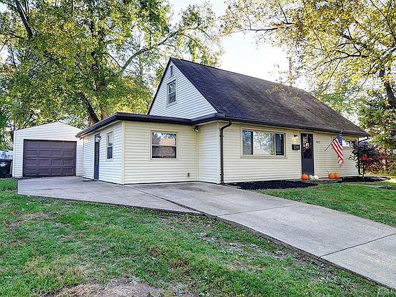 3rd image of 1012 Tabor Ave