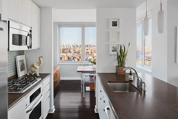 Sold by Compass | media 7