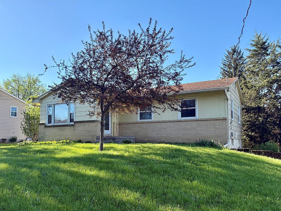 1st image of 4901 Ash Dr