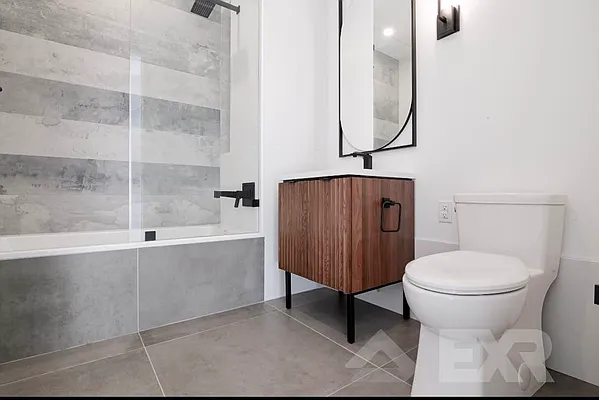 Rented by EXR | media 13