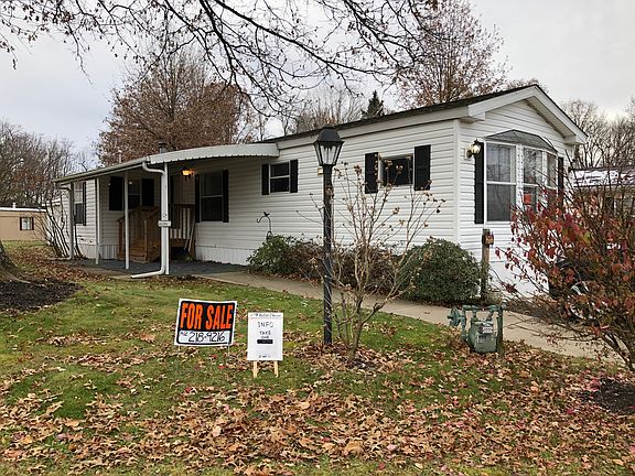 2nd image of 612 Pike Dr