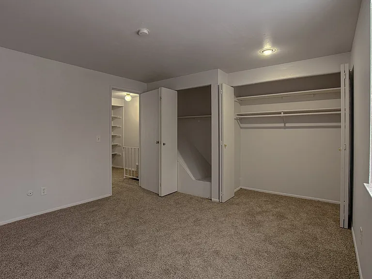 Bedroom Bedroom