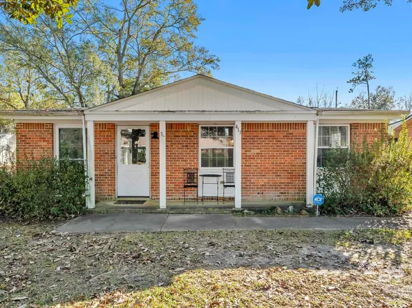 413 W Marigold Ave, Foley, AL 36535