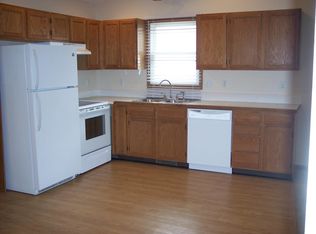 13332 Wurtsboro Dr, Holland, MI 49424
