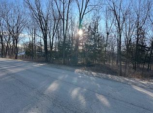 Truman Dr, East Dubuque, IL 61025