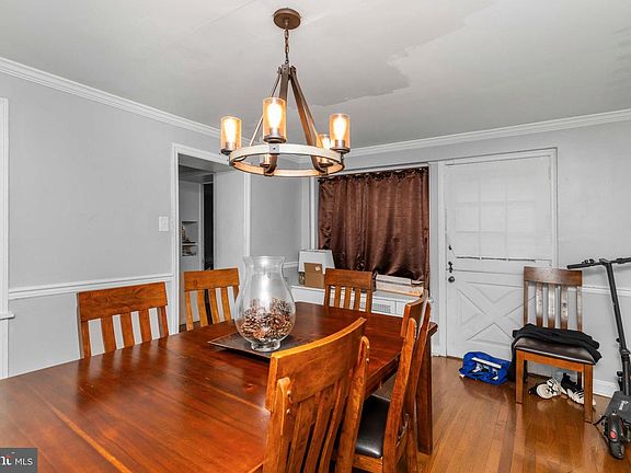 5th image of 3636 Pine Rd