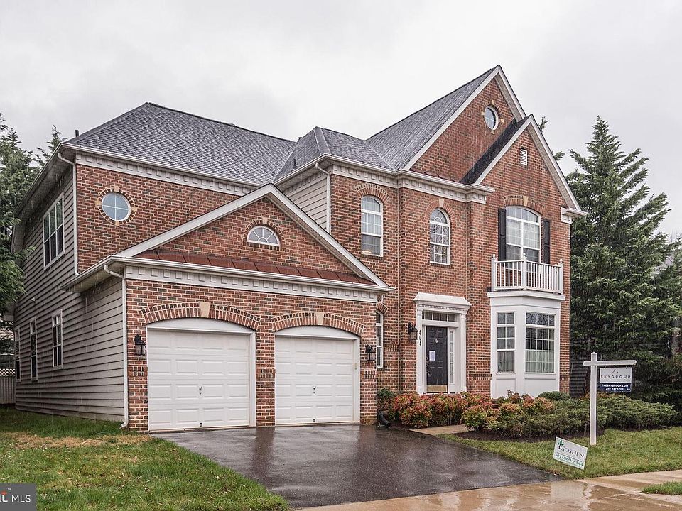 1st image of 404 Summer Garden Way