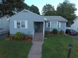 18 Melrose St, East Hartford, CT 06108