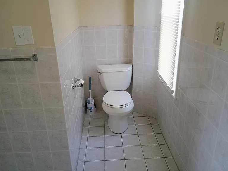 10 Hodges Ave #1 — Photo 4