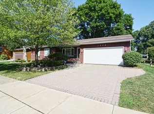 1250 N Lyle Ave, Elgin, IL 60123