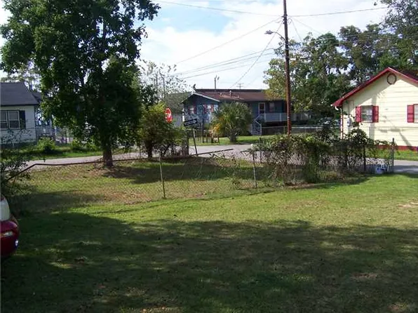 2043 Echo Ave, North Charleston, SC 29405