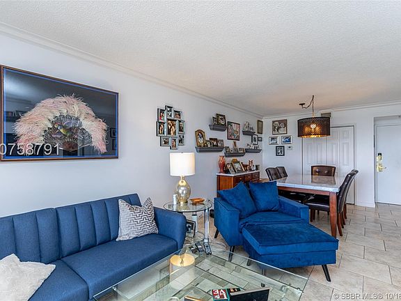 5th image of 3800 Hillcrest Dr APT 1014