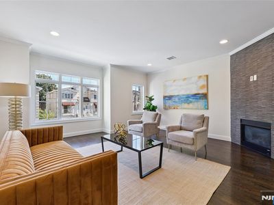 284 Knox Ave Unit B, Cliffside Park, NJ, 07010