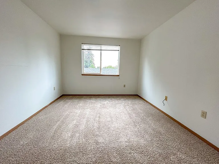 3605-3625 Belle Vista Ct S — Photo 21