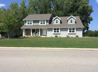 2377 Berkley Rd, De Pere, WI 54115