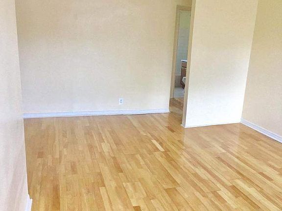5th image of 18907 Henderson Ave #1