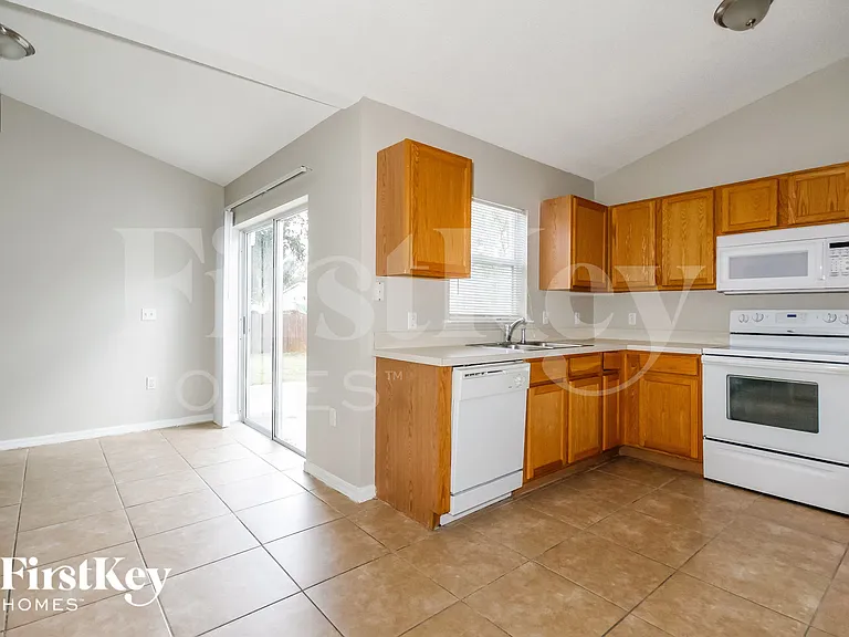 3457 Sleepy Hill Oaks St — Photo 7