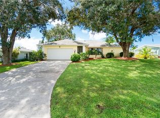 292 Annapolis Ln, Rotonda West, FL 33947