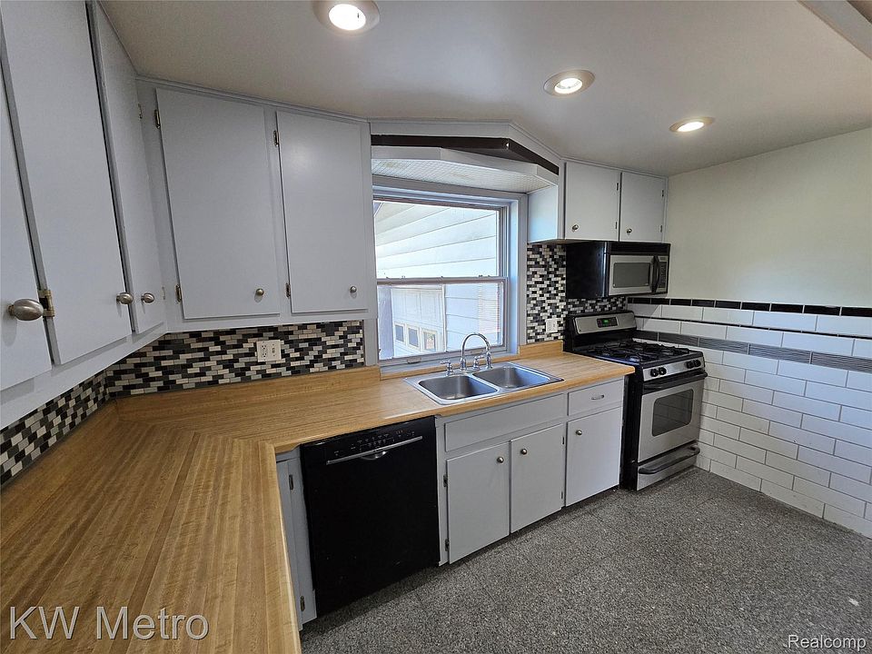 19620 Jeanette St, Southfield, MI 48075 | MLS #20251007066