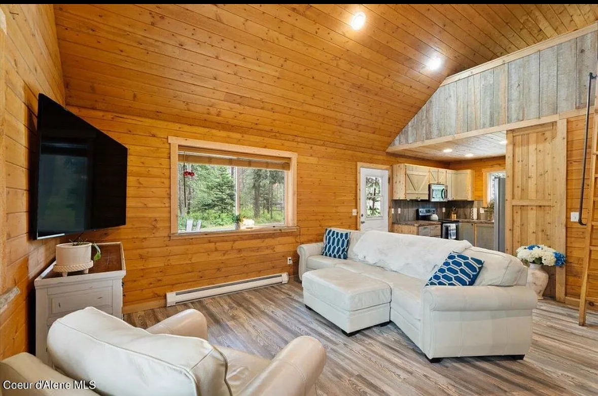 N Estates Dr, Athol — Photo 2