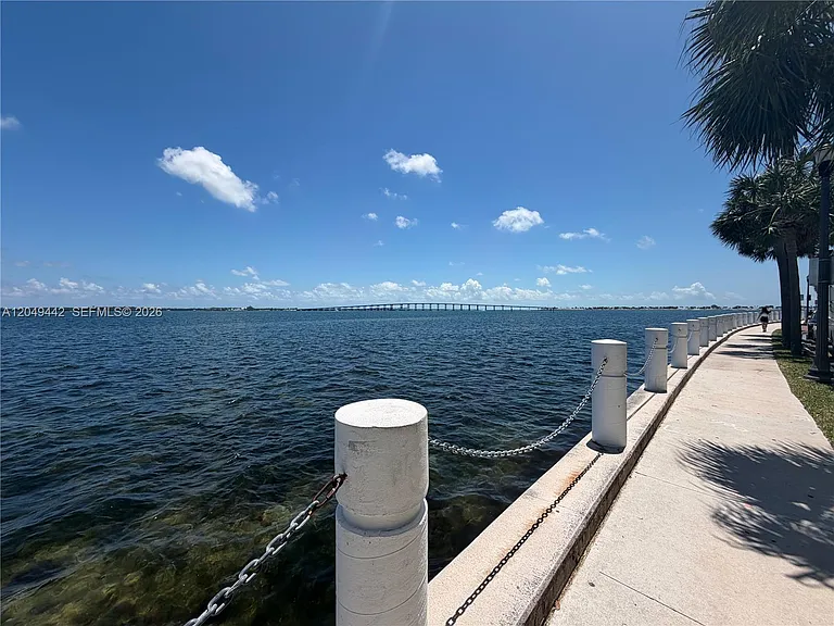 1420 Brickell Bay Dr #1005C — Photo 2