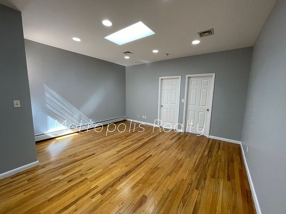 1st image of 27-18 23rd Ave Front 2