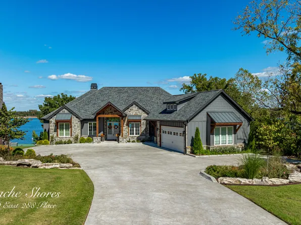 59422 E 288th Pl, Grove, OK 74344