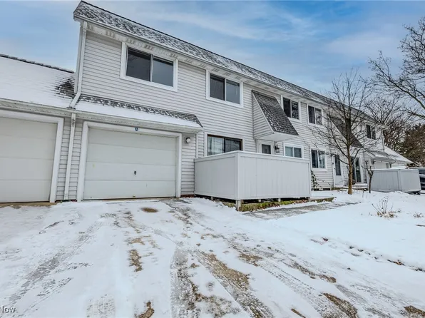 5539 Sutton Ln #15-A, Willoughby, OH 44094
