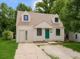 4335 N Oak Trafficway, Kansas City, MO 64116
