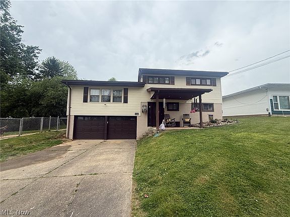 2nd image of 2417 Valley Rd
