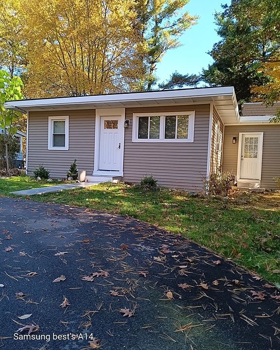 1st image of 73 Laurie Ave