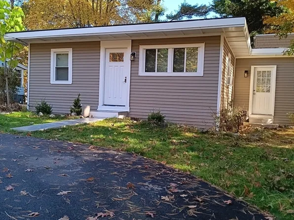 73 Laurie Ave, Abington, MA 02351