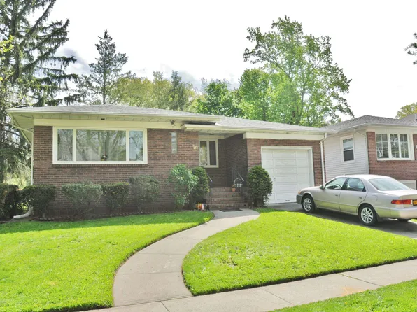 81 Westcott Blvd, Staten Island, NY 10314