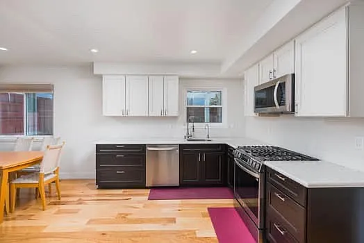1575 Lander St — Photo 5