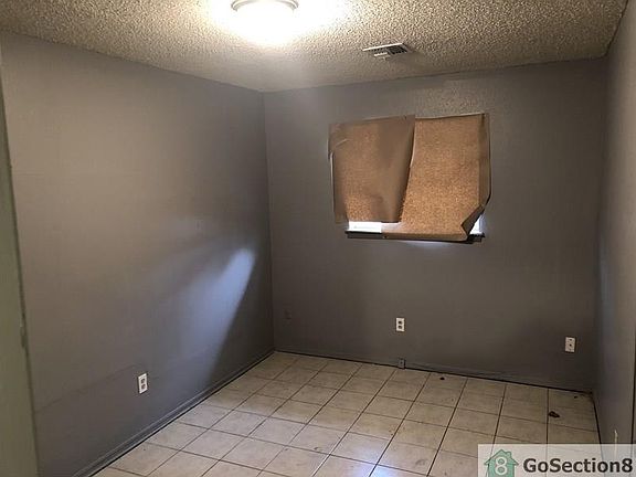 3rd image of 5100 East Ave