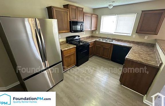 3rd image of 10009 Chariden Dr