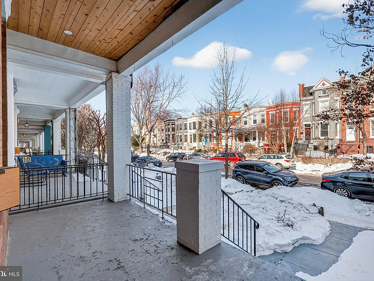 32 Adams St NW — Photo 51