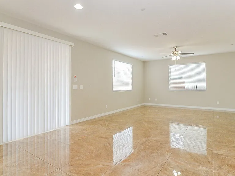 1109 Buckhorn Cove St — Photo 5