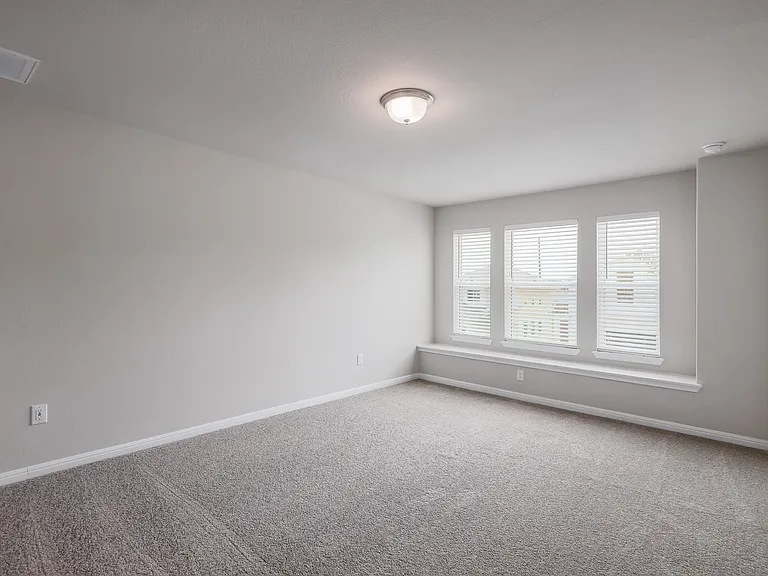 10702 Sentinel Dr — Photo 15