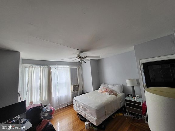 3rd image of 1117 S 61st St