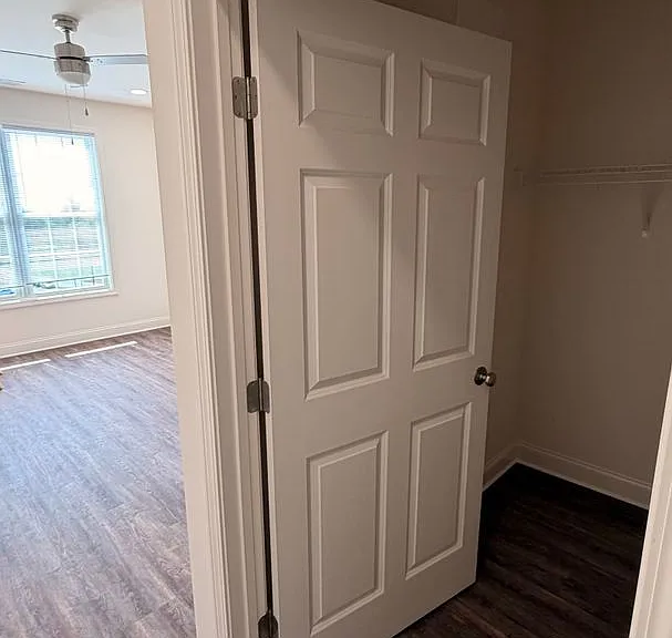 703 E Clay St — Photo 31