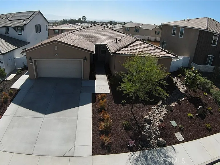 31116 Antares St — Photo 1